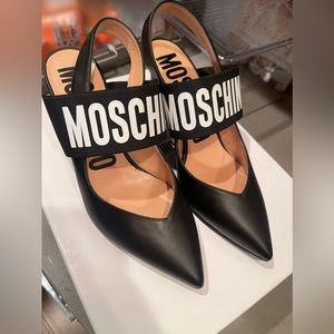Moschino Pumps